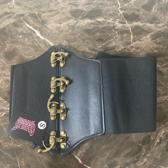 Scarlett Darkness steampunk black waist cinching corset belt - Picture 1 of 2